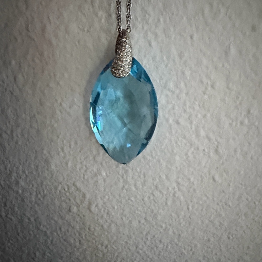 Swarovski Eternal Love Aquamarine Blue Crystal Necklace 2012 SCS Membership - Picture 8 of 8
